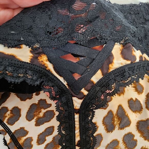 4X 26W Torrid Leopard Thong Panty Lace Trim Mini Lattice Back Retro Lingerie Bla - Picture 3 of 8